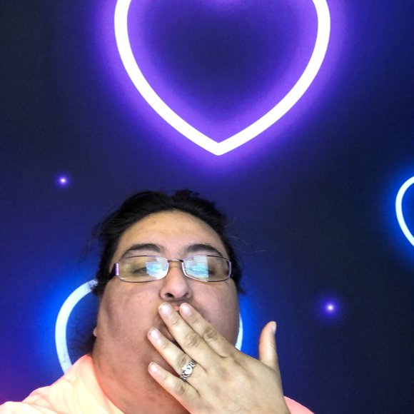 Meet your Posher, Andrea - Picture 4 of 9